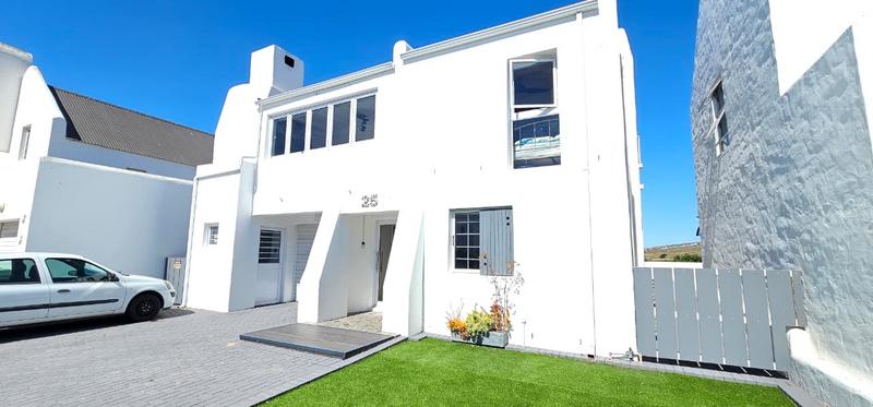 3 Bedroom Property for Sale in Lampiesbaai Western Cape
